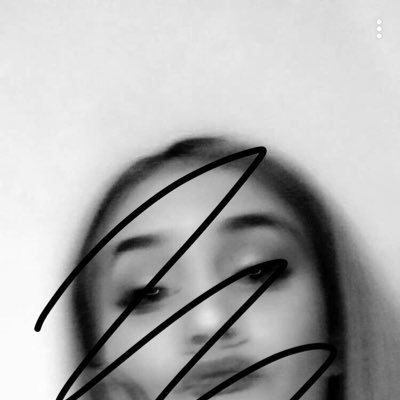 Profile Picture of Louise Mcneil (@LouiseMcneil20) on Twitter