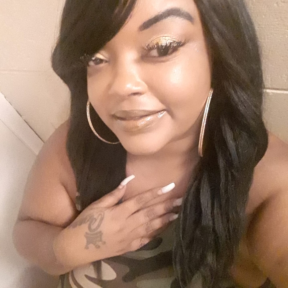 Profile Picture of Marshala Winters (@lashay_babbiii) on Poshmark