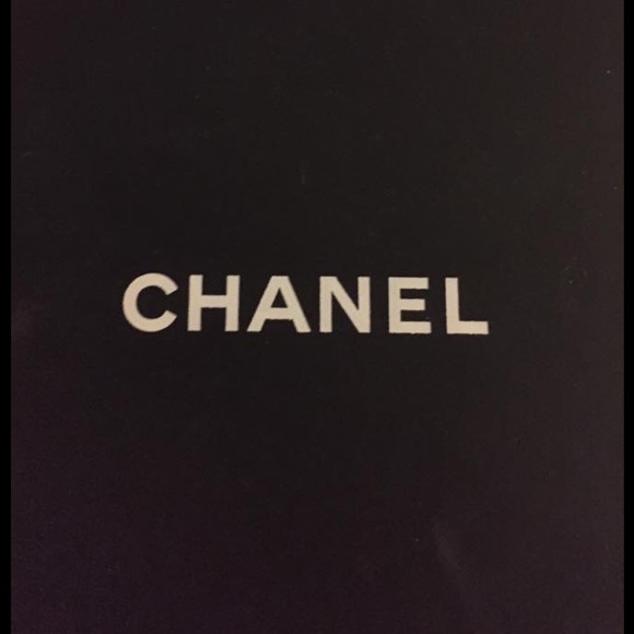 Profile Picture of Nick Tsuei (@smilecat75) on Poshmark