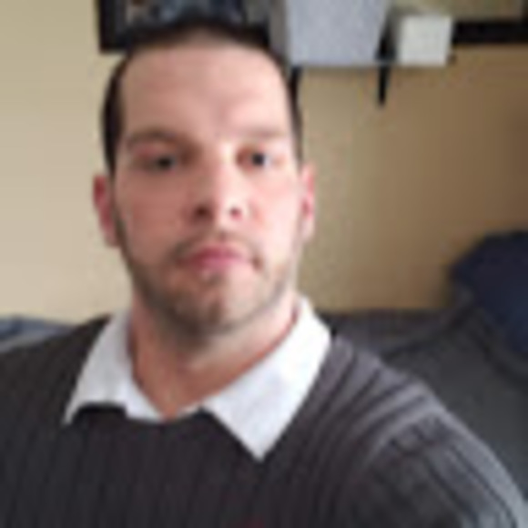 Profile Picture of James Kutchera (@kutchera67) on Poshmark