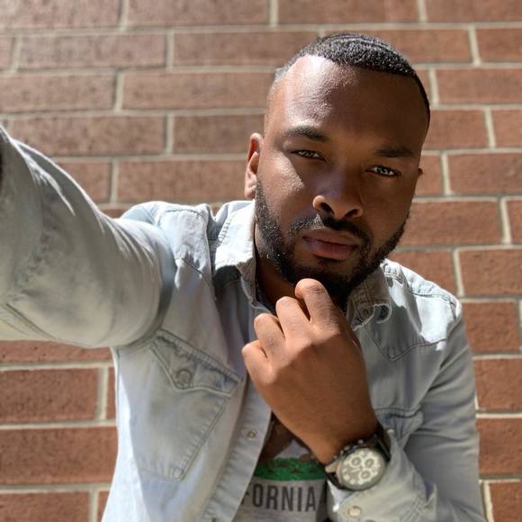 Profile Picture of Clark Howard (@clarkhoward22) on Poshmark