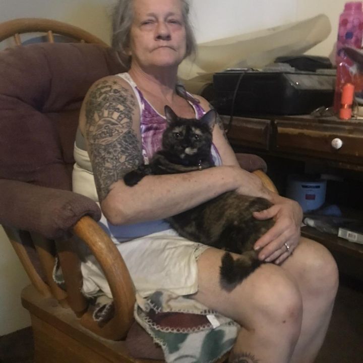 Profile Picture of nancysaberon (@nancysaberon) on Tiktok