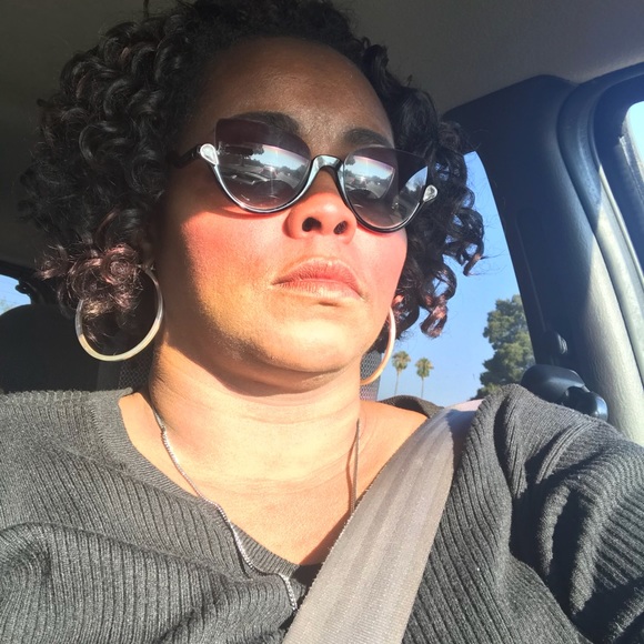 Profile Picture of Jerrie Clark-cooley (@jclarkco) on Poshmark