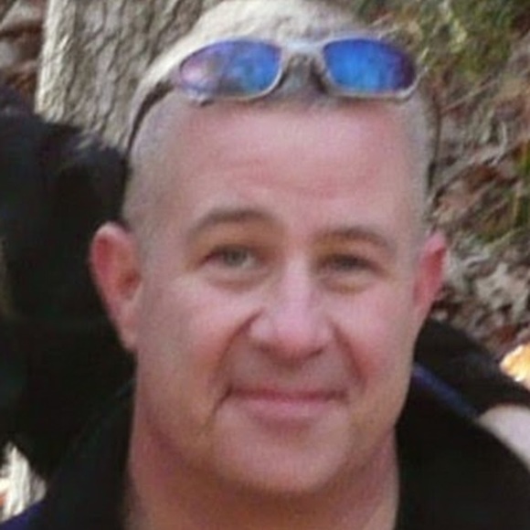 Profile Picture of Peter O'brien (@ruggy1552) on Poshmark