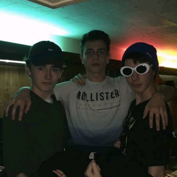 Profile Picture of Shawn Werner (@sdwmudge2) on Poshmark