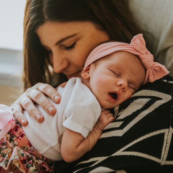 Profile Picture of Carolyn Frauenhoffer (@cfrau) on Poshmark