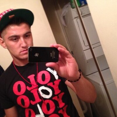 Profile Picture of Mike Mondragon (@mike1993stifler) on Twitter