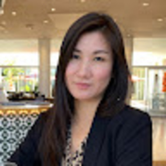 Profile Picture of Teresa Chiu (@teresacaliforni) on Poshmark