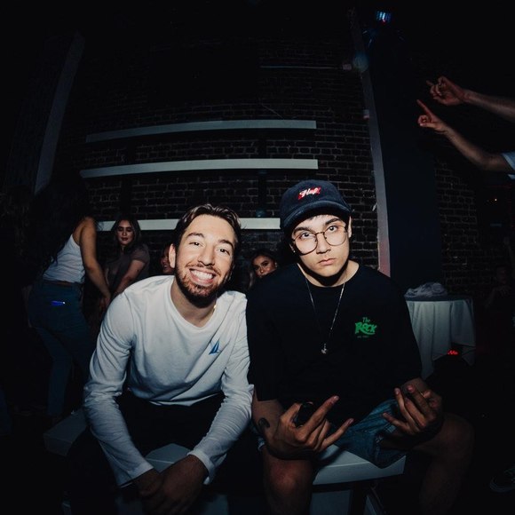 Profile Picture of Angelo Jabsi (@bustabusta) on Poshmark