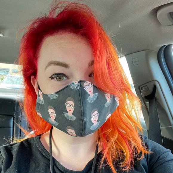Profile Picture of Danielle Weidig (@dweidig) on Poshmark