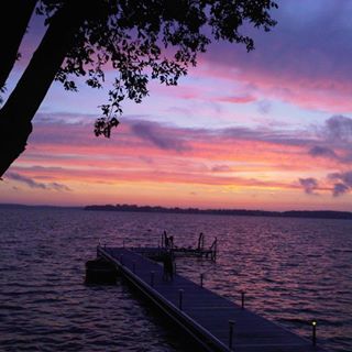 Profile Picture of Laurel Arnott (@laurel.arnott) on Facebook