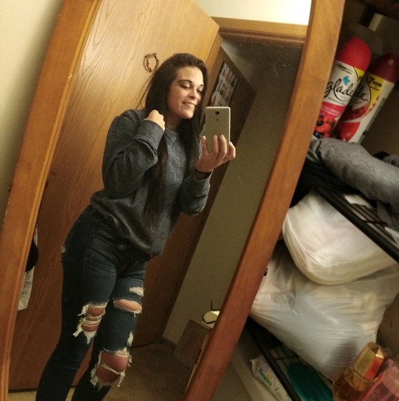 Profile Picture of Roberta Mcneely (@bobbimarie07) on Poshmark