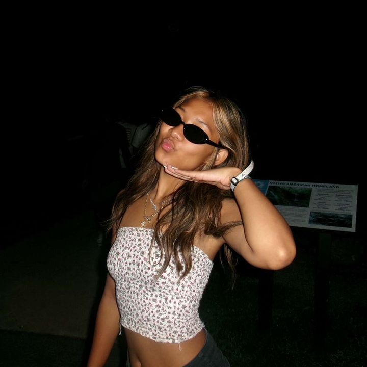 Profile Picture of theresa (@theresapoee) on Tiktok