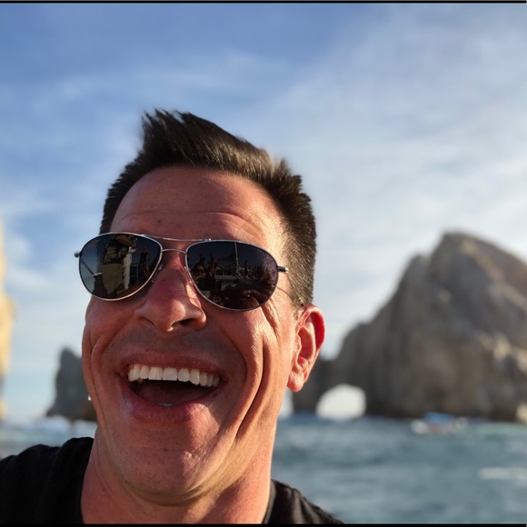 Profile Picture of Jason Niswonger (@niswonger72) on Poshmark