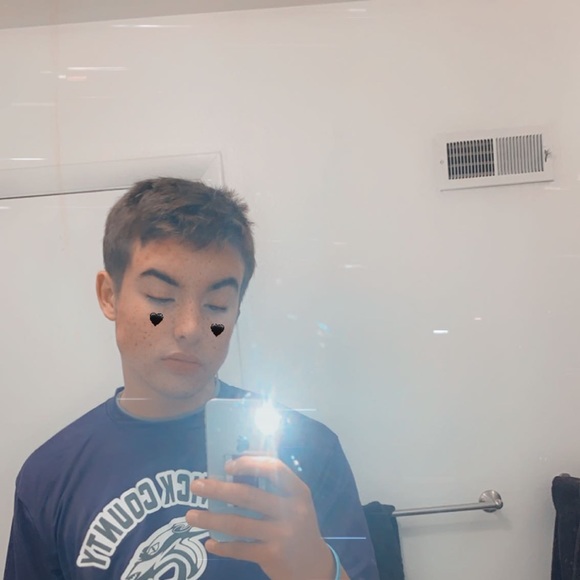 Profile Picture of Ryker Craven (@cravenryker2744) on Poshmark