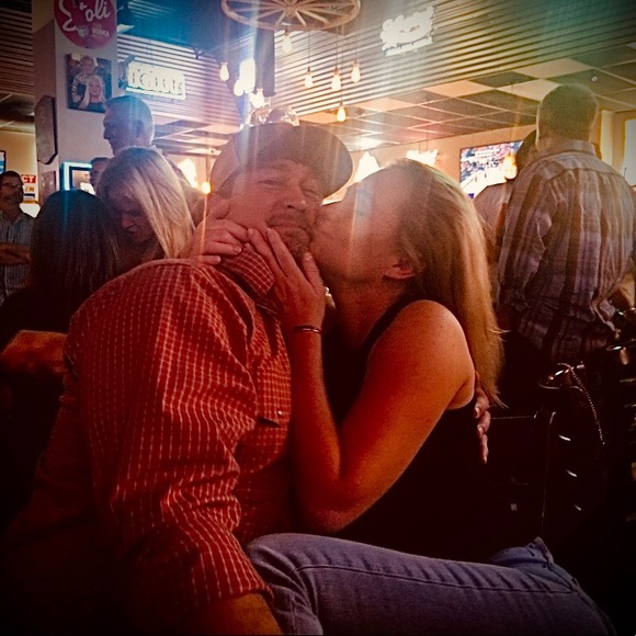 Profile Picture of Ashley Kangeter (@ashcwood) on Poshmark