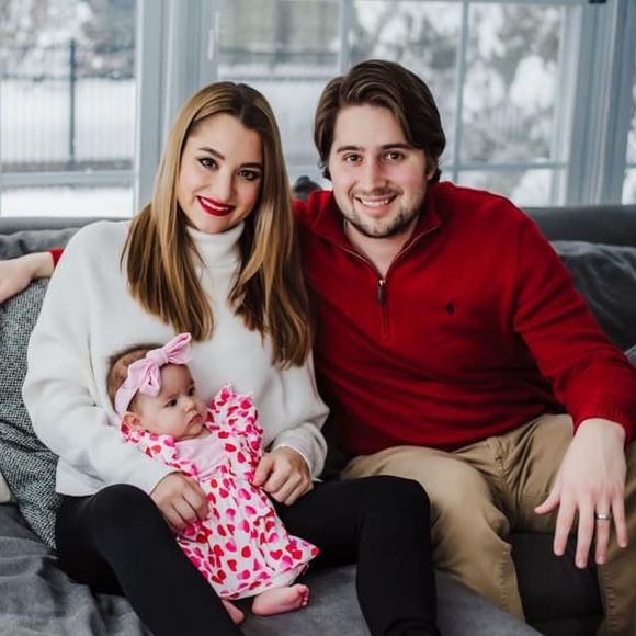 Profile Picture of Becca Grooss (@bbgrooss) on Poshmark