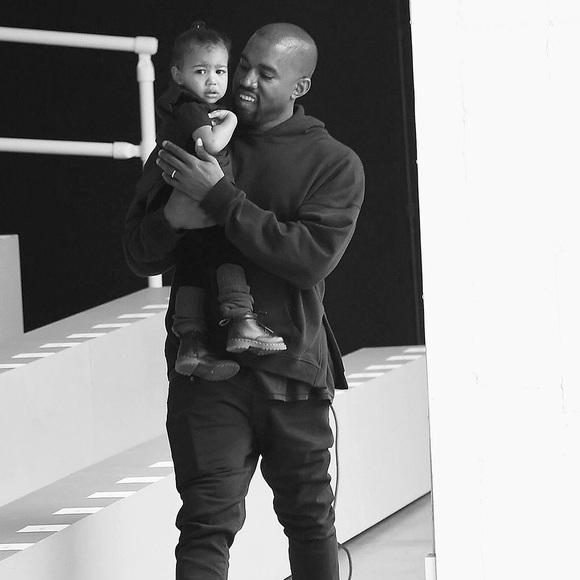 Profile Picture of Olivia Loutsis (@olivialou) on Poshmark