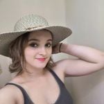 Profile Picture of Paige (@oayahs) on Instagram