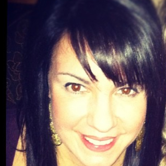 Profile Picture of Becky Doerr (@bjd) on Poshmark