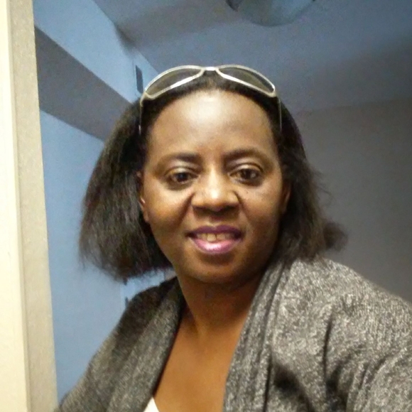 Profile Picture of Rafiki Gladson (@rafikich8) on Poshmark