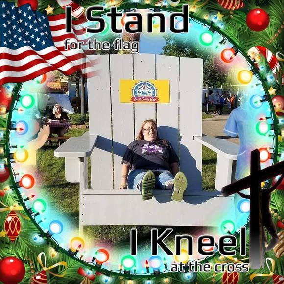 Profile Picture of Lisa Brzezinski (@brzezinski_8) on Poshmark