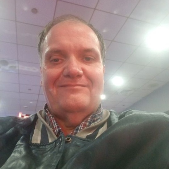 Profile Picture of Michael Andrews (@tnguy67) on Poshmark