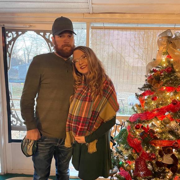 Profile Picture of Taylor Harmon (@taylorharmon23) on Poshmark