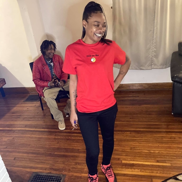 Profile Picture of Kanei W (@kaneiwade) on Poshmark