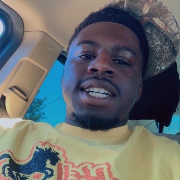 Profile Picture of Bobby Booker (@bobbybooker491) on Poshmark