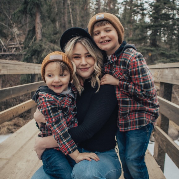 Profile Picture of Jade Remington (@jaderemington) on Poshmark