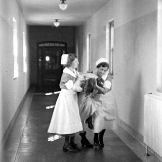 Caroline Lamont (Thundercloud ) - Facebook Profile Picture of Caroline Lamont (Thundercloud ) (@caroline.lamont.560) on Facebook