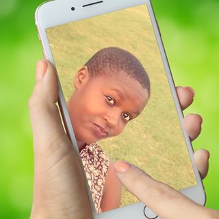 Profile Picture of Vivian Dee (@vivian.dee.948) on Facebook