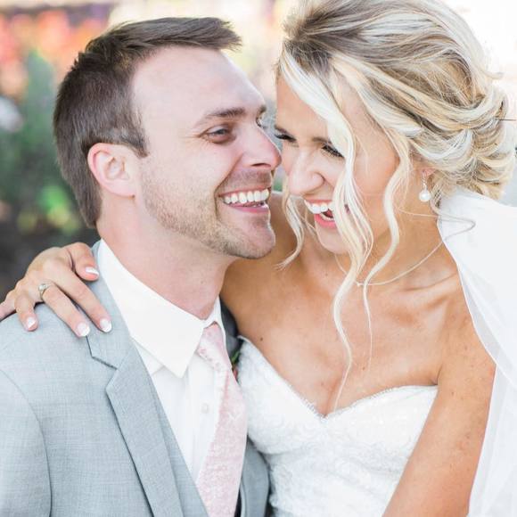 Profile Picture of Jenna Gaidosh (@jennaaprilg) on Poshmark