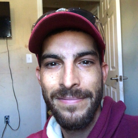 Profile Picture of Michael Jiminez (@michaeljiminez) on Poshmark