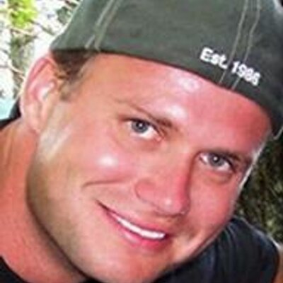 Profile Picture of Jon Petre (@untouchableskis) on Twitter
