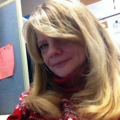 Profile Picture of Annette Crosby (@CrosbyWayander) on Twitter
