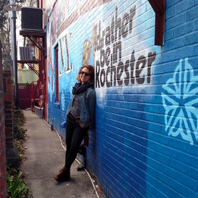 Profile Picture of Liz Laneri (@LizLaneri) on Twitter