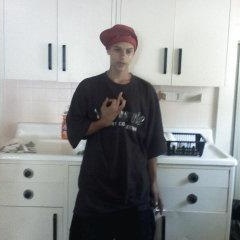 Profile Picture of Justin Leffel (@hhhuuummmbvb) on Myspace