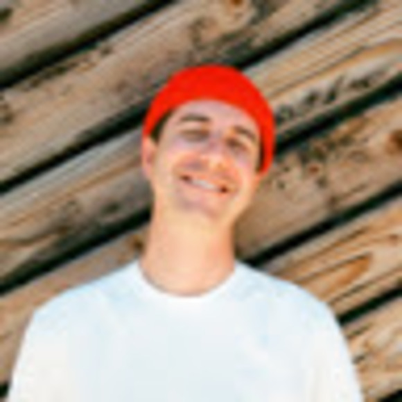 Profile Picture of Daniel Schmidt (@danielschmid182) on Poshmark