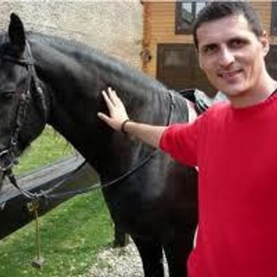 Profile Picture of Rogelio Rojas (@rogerouge) on Twitter