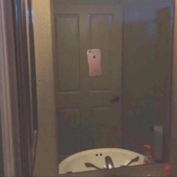 Profile Picture of Robert Lauver (@rlauver187) on Poshmark