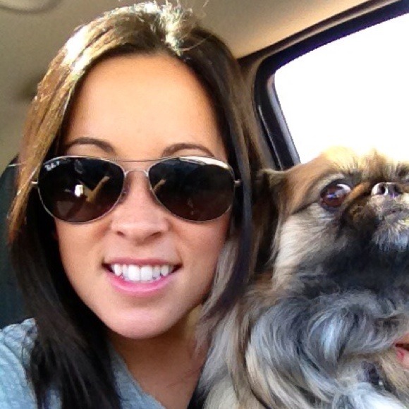 Profile Picture of Megan Jaurigue (@meganlynnj) on Poshmark