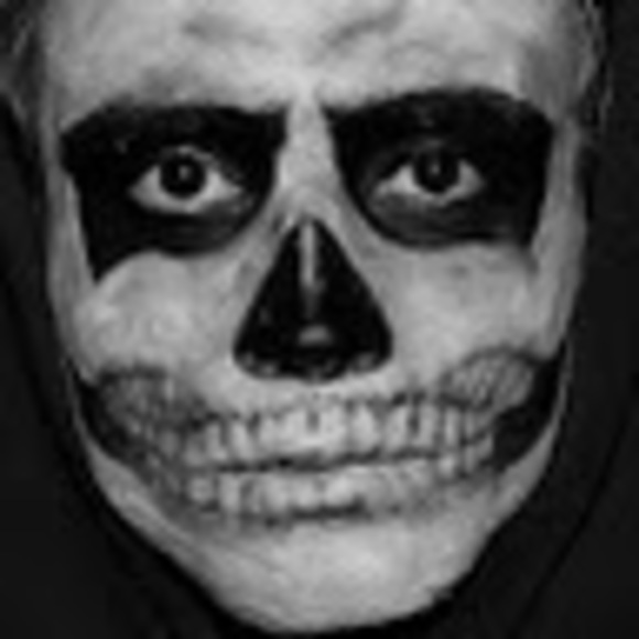 Profile Picture of Steven Miterko (@stevenmiterko) on Poshmark