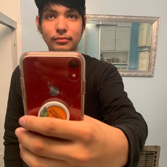 Profile Picture of Yair Bermudez (@yairber17) on Poshmark