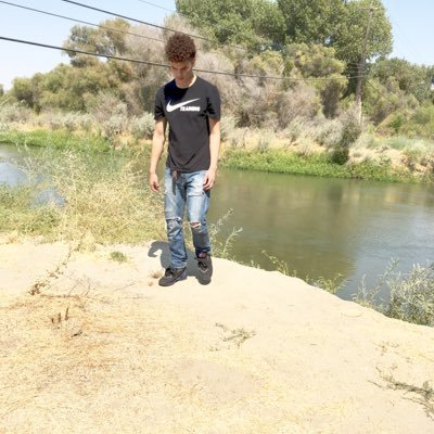 Profile Picture of Ryan Jones (@YounqTrece) on Twitter