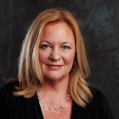 Profile Picture of Mary Gustafson (@MyAgentMaryG) on Twitter