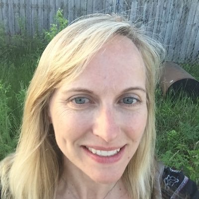 Profile Picture of Renee Ayers (@ReneeAyers14) on Twitter