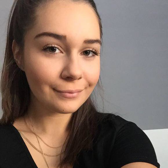 Profile Picture of Annabelle Fournier (@annabellefou341) on Poshmark