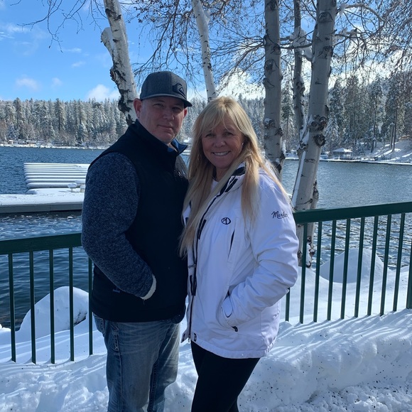 Profile Picture of Kim Browning (@coachkim16) on Poshmark